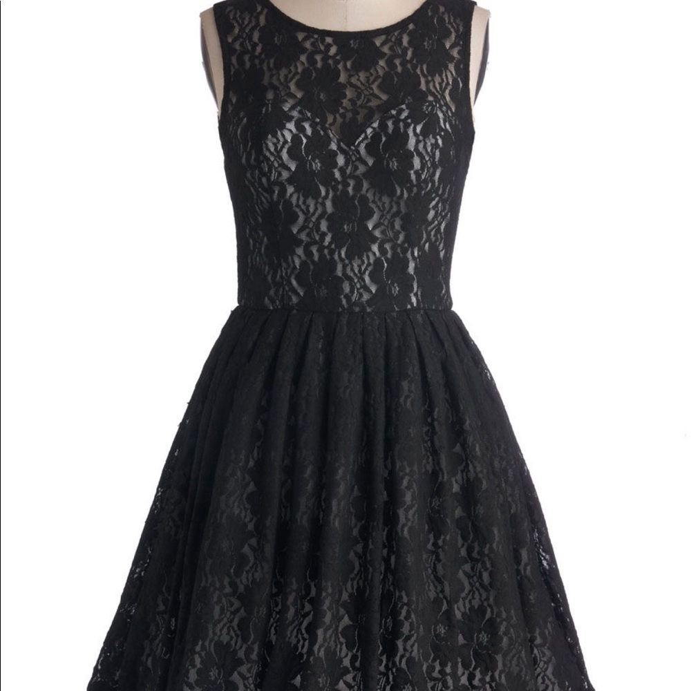 Chi chi London party dress